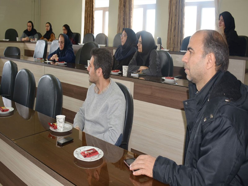 جلسه بازخورد مراقبین امتحانات نیمسال اول 1403-1402